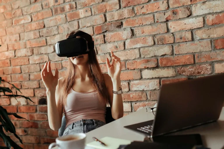 3d-vr-headset-simulation-simulator-tech-technology-1633010-pxhere.com